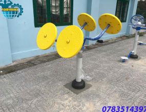 Tại Sao Thanh Xà Hít Đất Ngoài Trời Lại Là Thiết Bị Công Viên Thu Hút Giới Trẻ Nhất?